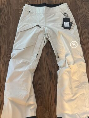 NEW Backcountry Crestcarver Gore-tex Women ski snow pants NWT